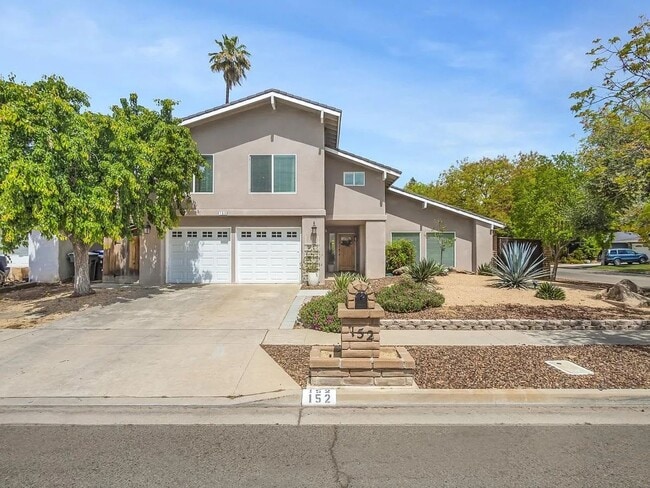 Building Photo - Beautifully Updated North Fresno 3/3