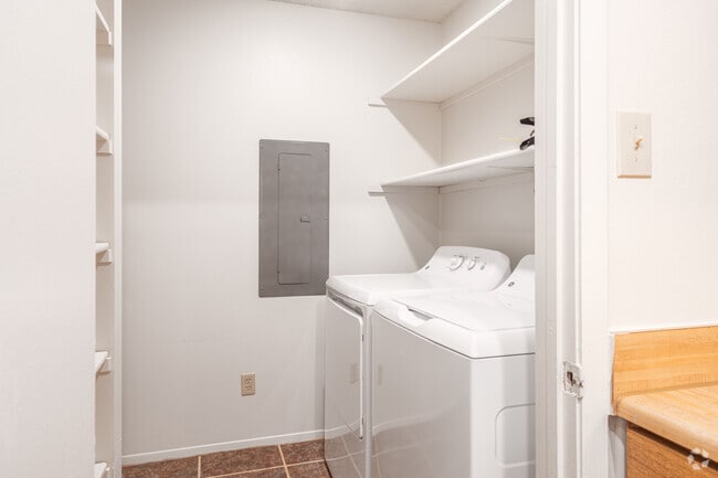 2BR , 2,5BA - 1219SF - Timber Ridge Apartment Homes