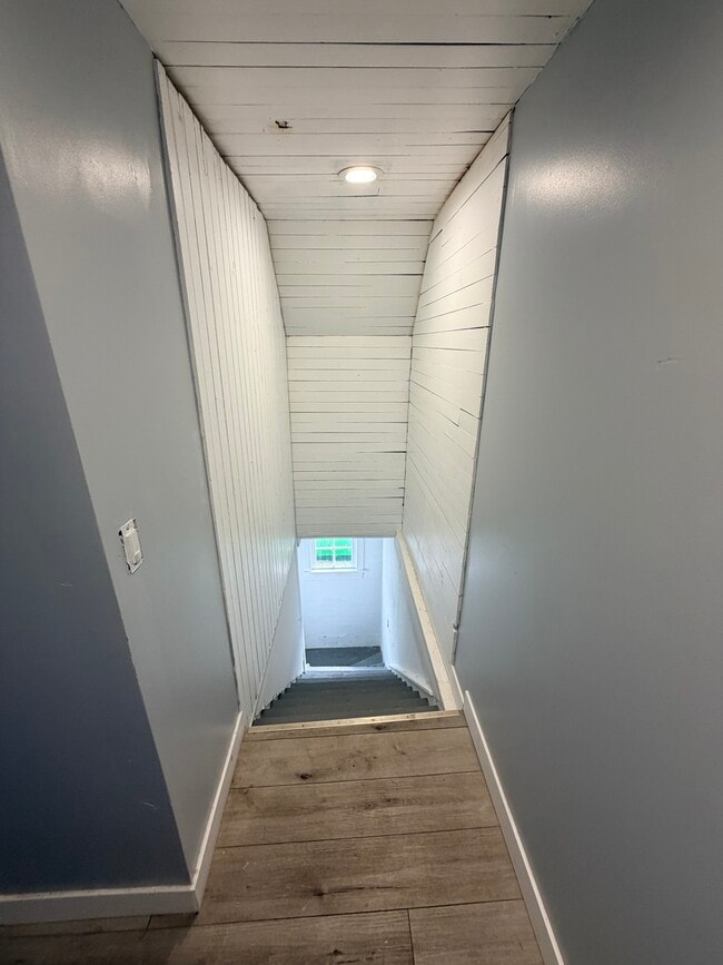 Photo - 105 Auburn Ave NE Unit 2