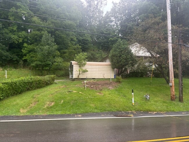 Photo - 655 Beatty Rd