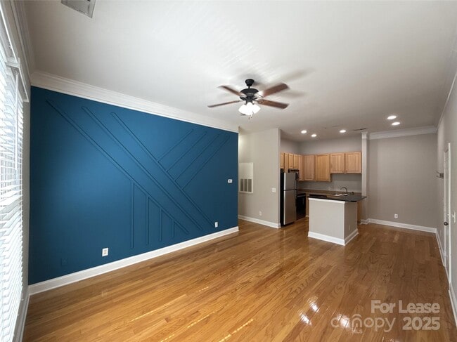 Photo - 739 Garden District Dr