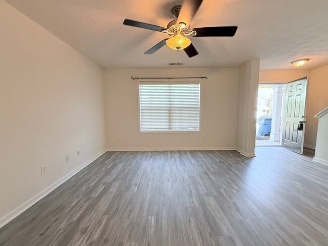 Photo - Spacious 3/2.5 Townhome in Lawrenceville