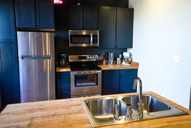 Photo - 709 Jackson Ave Unit 301