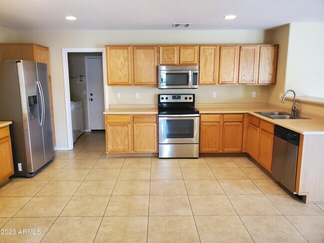 Photo - 42426 W Desert Fairways Dr