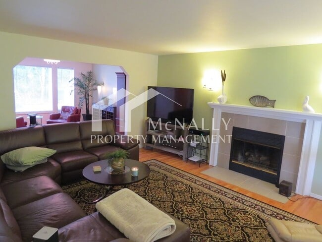 Photo - Wonderful 3 Bedroom, 2.5 Bath Home in Gig Harbor