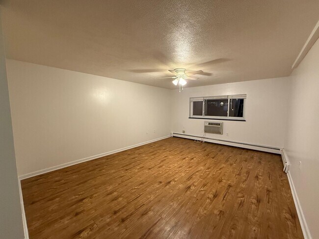 Photo - 240 Belmont St Unit 12