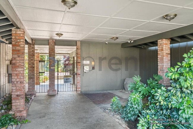 Photo - 99 E Middlefield Rd