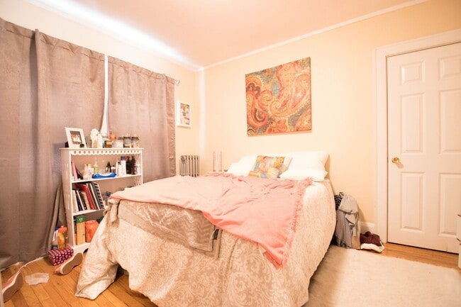 Photo - Amazing 3 bath in Brighton!!