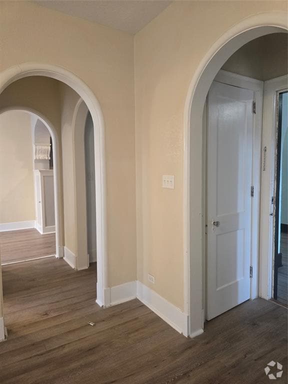 Building Photo - 725 Broadway Avenue J Unit 1 Rental