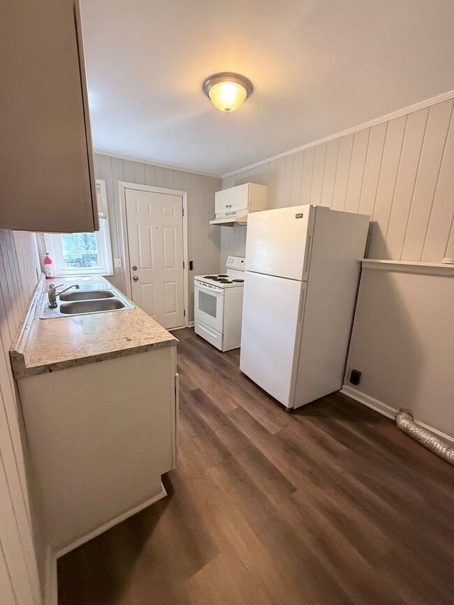 1614 17th Ave N Unit C