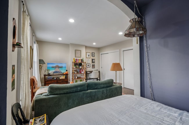 Photo - 1679 N Cass St Unit 1681 N Cass ST Apt #3
