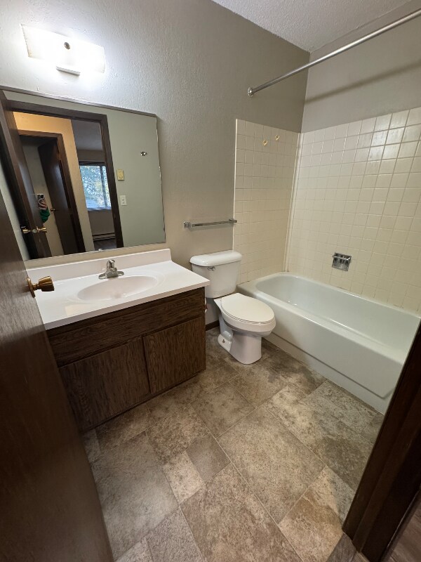 Photo - 501 W 8th Ave Unit #2