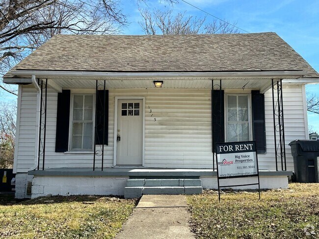 Building Photo - Two bedroom, One bathroom house in Columbia!