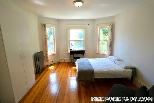 Photo - 124 Forest St Unit 2