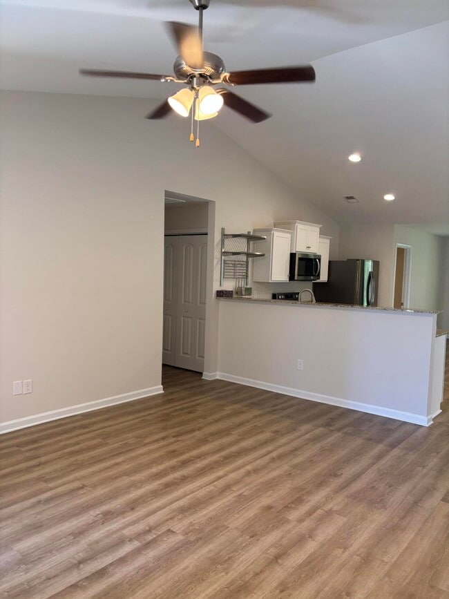 Photo - 2185 Stillpointe Dr