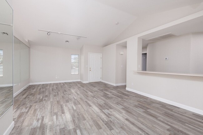 Photo - 3-bedroom, 2-bathroom home with a double c...