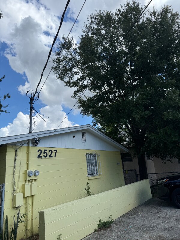 Photo - 2527 W Palmetto St Unidad B