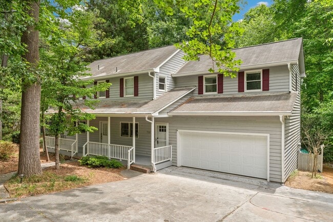 Building Photo - Bolin Creek 4 Bedroom House with Fabulous Forest Views Available May 1!