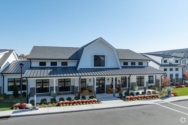 Building Photo - The Arboretum