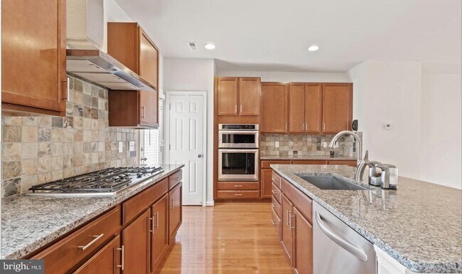 Photo - 9653 Pullman Pl