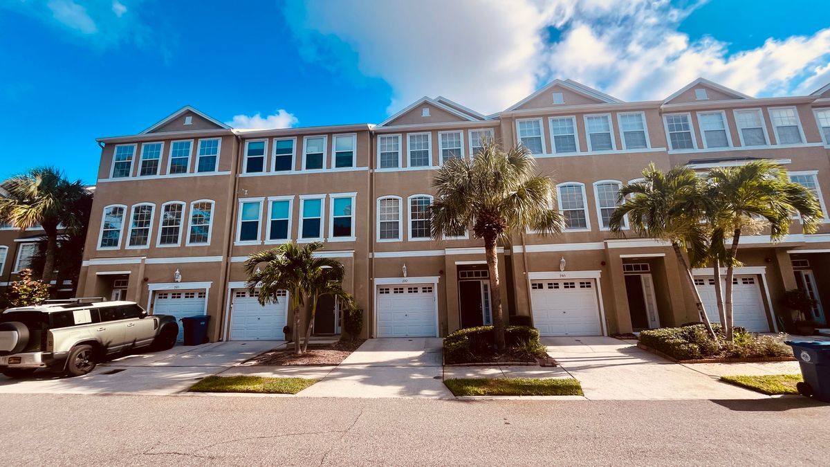 2915 POINTEVIEW - 2915 POINTEVIEW