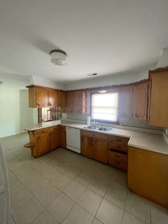 Photo - St. James Nice Home