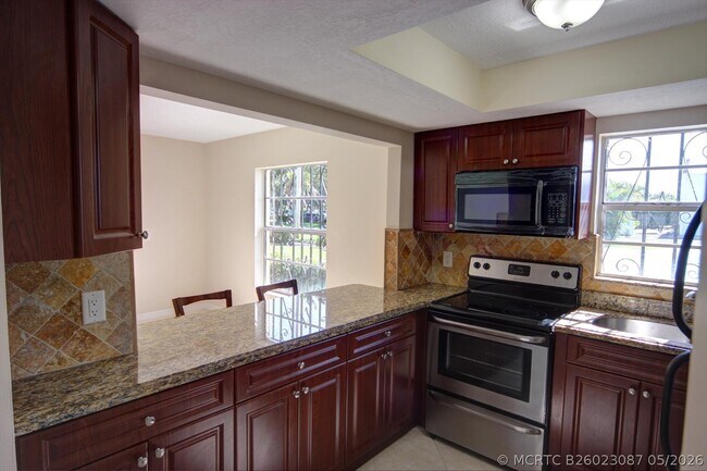 Photo - 342 Southwind Dr Unit 114
