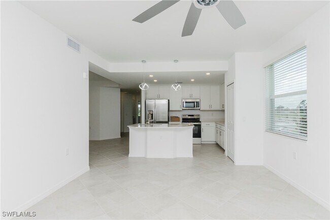 Photo - 18461 Copperhead Dr Unit 421