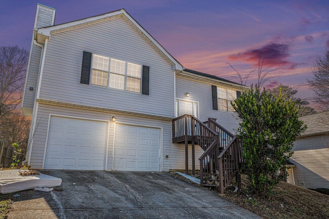 3 bdrm, 2 bath home in Ellenwood! - 3 bdrm, 2 bath home in Ellenwood!