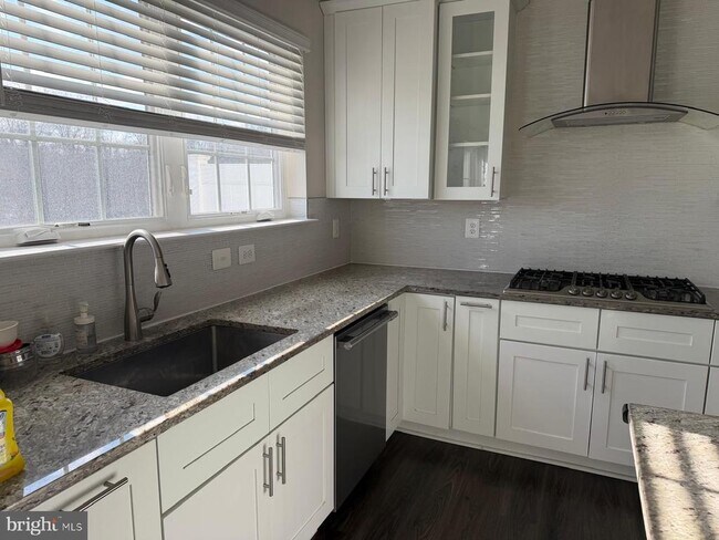 Photo - 7999 Potter Pl