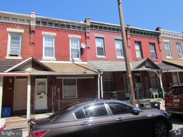 Building Photo - 1325 S May St Rental