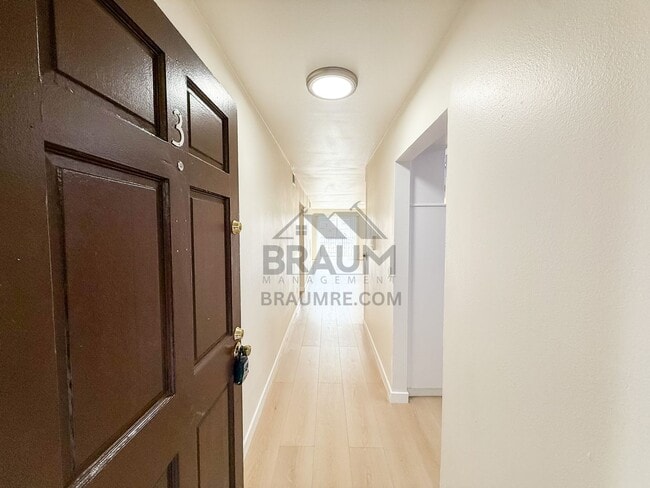 Photo - 11839 Burbank Blvd Unit 3