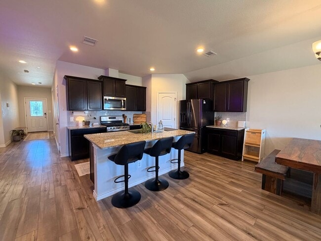 Photo - 2765 Excelsior Blvd