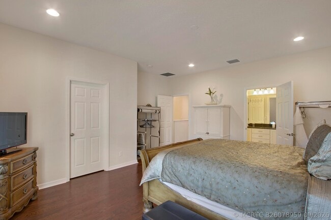 1168 S Community Dr