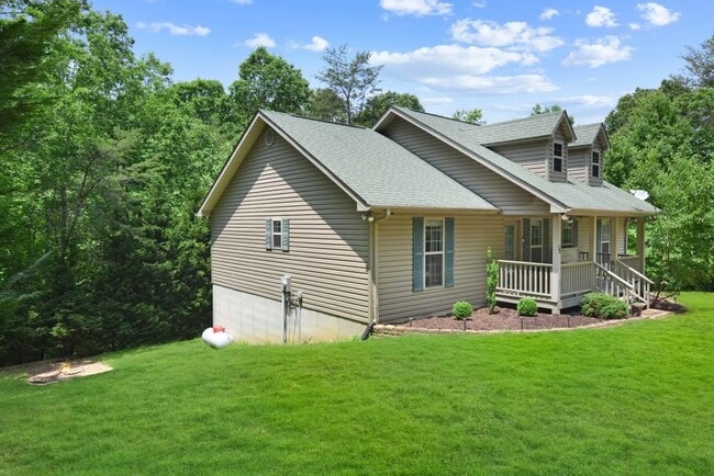 Photo - 78 Bluebird Ln