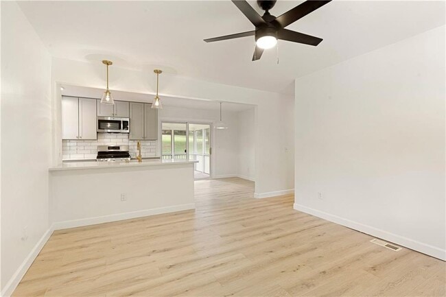 Building Photo - 4523 Doc Sams Rd Rental