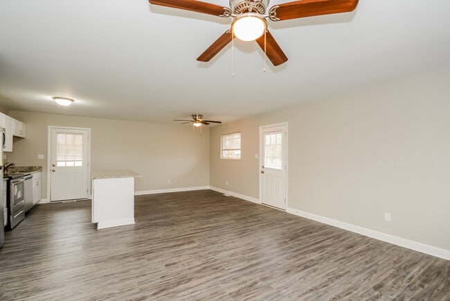 Photo - Cozy 3 Bedroom Ranch in Cincinnati, OH