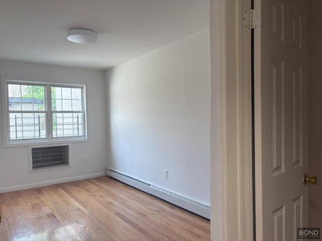 Photo - 4 bedroom in Brooklyn NY 11203