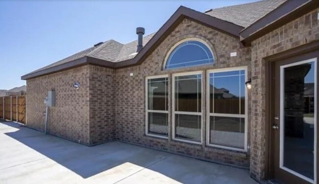 Photo - Your Dream Home Awaits!