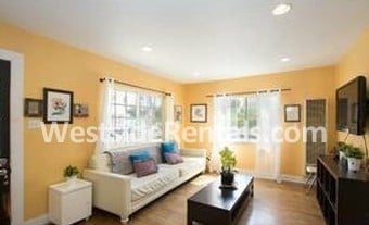 Living Room - 5960 Lexington Ave