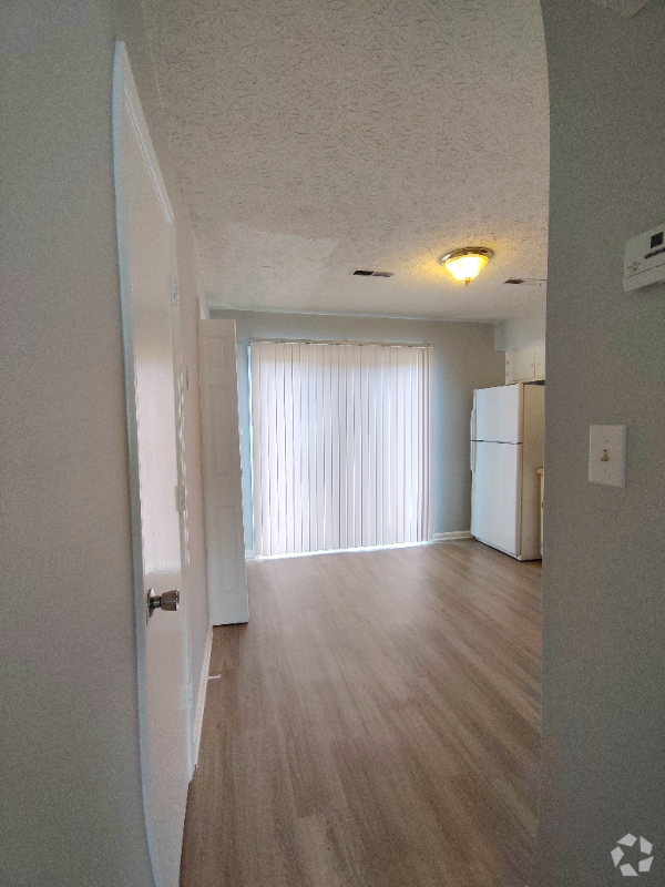 Building Photo - 25 Fonda Dr Rental