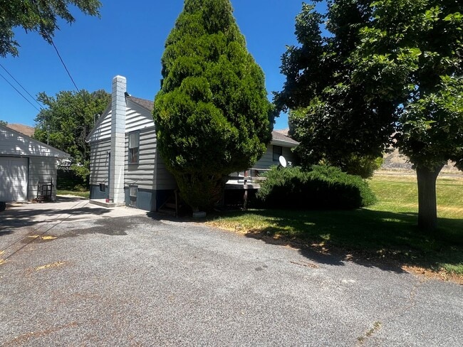 Photo - 920 Shores Rd Unit 920 1/2 Shores Rd