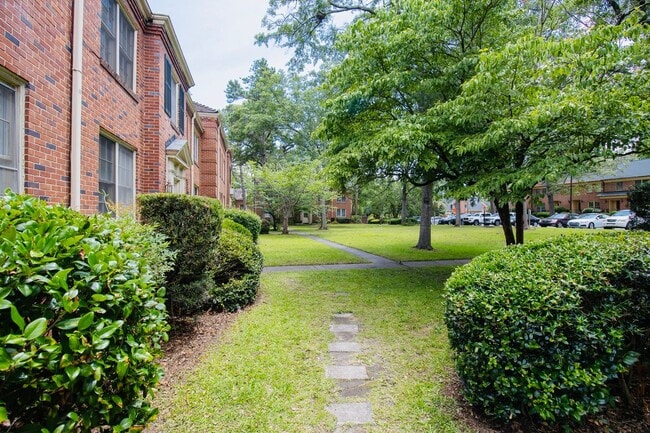 Photo - Bright & Modern Renovated 1-Bedroom Condo ...