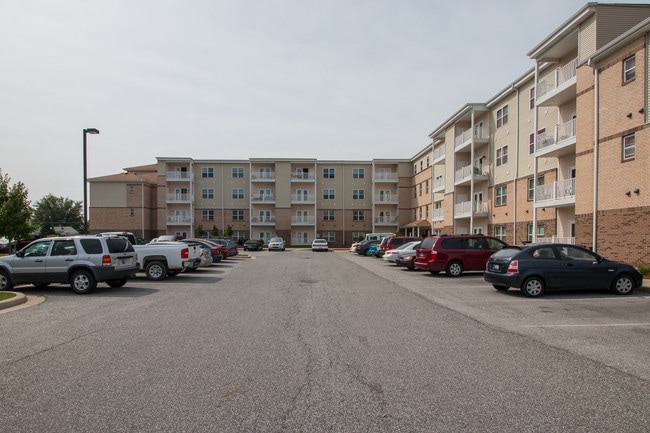 Photo - Golden Manor