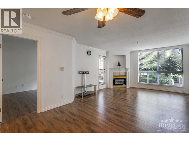 2485 Atkins Ave Unit 205