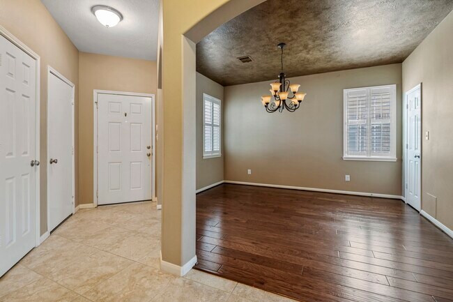 Photo - 18723 Cypress Loch Dr