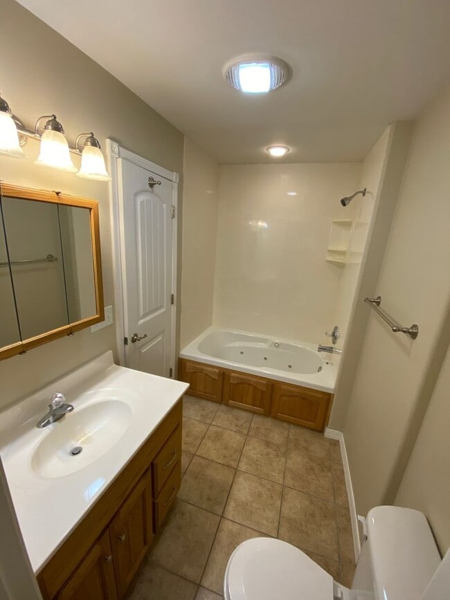Photo - Spacious 4-Bedroom Home Just Minutes from Ft. Leonard Wood