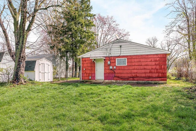 1775 Alcoy Dr