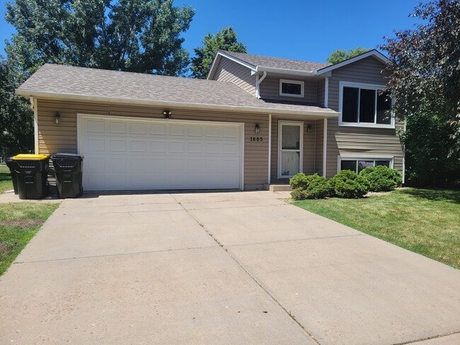 Photo - 1605 S Sunny View Dr