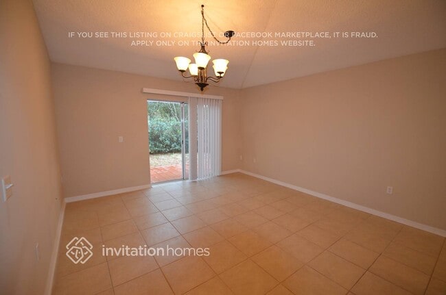 Photo - 4118 Half Moon Cir